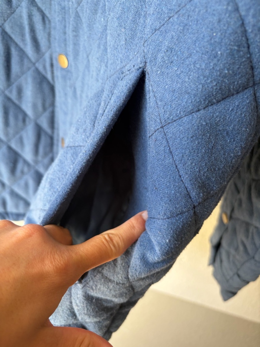 Benny Gold Men’s Large Blue Quilted Jacket Shacket Snap Pockets Collared Lined - Picture 4 of 10